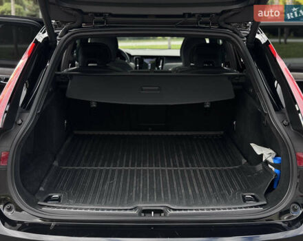 Чорний Вольво В90, об'ємом двигуна 2 л та пробігом 46 тис. км за 52990 $, фото 44 на Automoto.ua