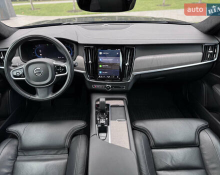 Чорний Вольво В90, об'ємом двигуна 2 л та пробігом 46 тис. км за 52990 $, фото 33 на Automoto.ua