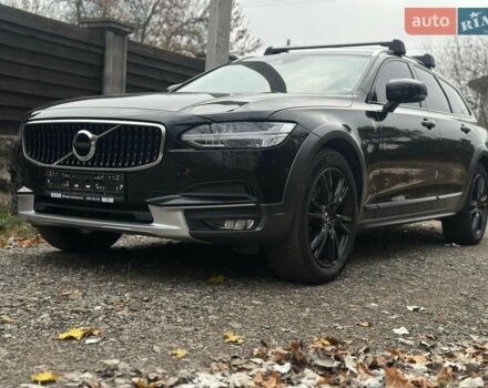 Черный Вольво В90, объемом двигателя 2 л и пробегом 152 тыс. км за 28900 $, фото 1 на Automoto.ua