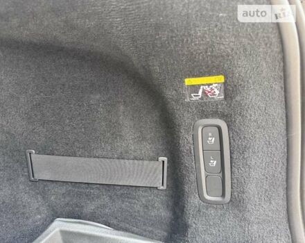 Коричневый Вольво В90, объемом двигателя 1.97 л и пробегом 69 тыс. км за 40500 $, фото 11 на Automoto.ua