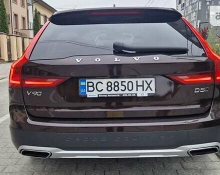 Коричневый Вольво В90, объемом двигателя 1.97 л и пробегом 69 тыс. км за 40500 $, фото 1 на Automoto.ua