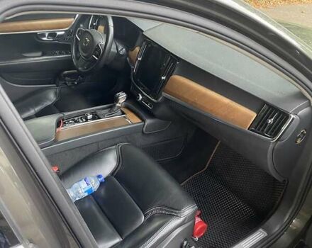 Вольво В90, объемом двигателя 1.97 л и пробегом 250 тыс. км за 17401 $, фото 10 на Automoto.ua