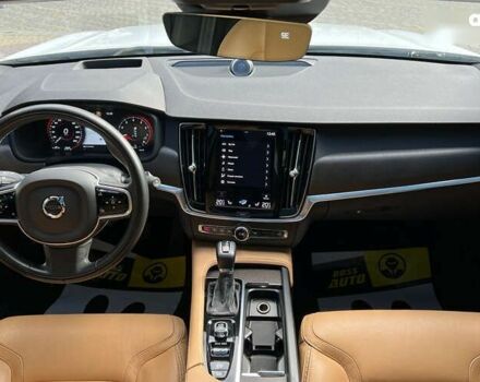 Вольво В90, объемом двигателя 2 л и пробегом 59 тыс. км за 36900 $, фото 13 на Automoto.ua