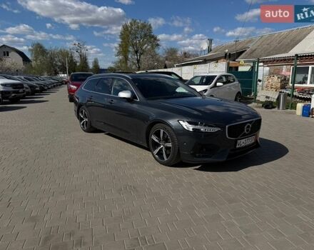 Вольво В90, объемом двигателя 1.97 л и пробегом 185 тыс. км за 24500 $, фото 1 на Automoto.ua