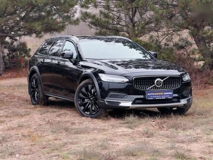 Вольво В90, об'ємом двигуна 2 л та пробігом 46 тис. км за 52500 $, фото 1 на Automoto.ua