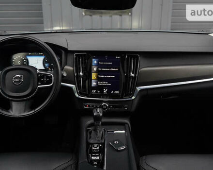 Серый Вольво В90, объемом двигателя 1.97 л и пробегом 90 тыс. км за 24900 $, фото 22 на Automoto.ua