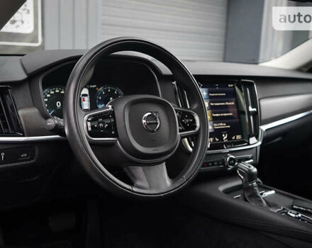 Серый Вольво В90, объемом двигателя 1.97 л и пробегом 90 тыс. км за 24900 $, фото 20 на Automoto.ua