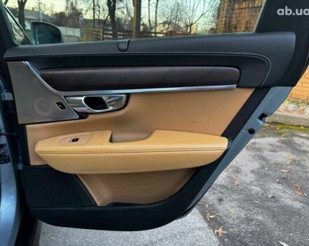 Серый Вольво В90, объемом двигателя 2 л и пробегом 174 тыс. км за 28990 $, фото 39 на Automoto.ua