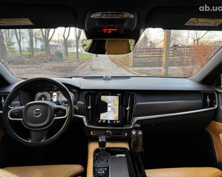 Серый Вольво В90, объемом двигателя 2 л и пробегом 174 тыс. км за 28990 $, фото 36 на Automoto.ua