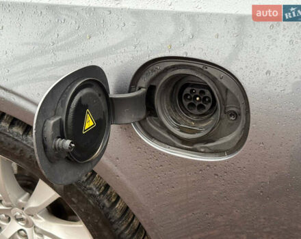 Сірий Вольво В90, об'ємом двигуна 1.97 л та пробігом 230 тис. км за 36500 $, фото 8 на Automoto.ua