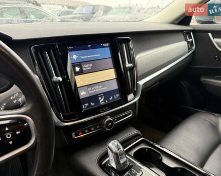 Сірий Вольво В90, об'ємом двигуна 1.97 л та пробігом 230 тис. км за 36500 $, фото 39 на Automoto.ua