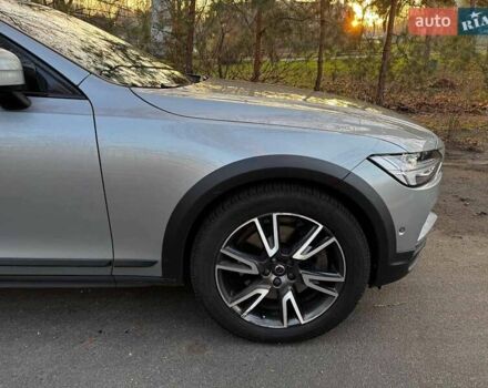 Серый Вольво В90, объемом двигателя 2 л и пробегом 174 тыс. км за 28990 $, фото 5 на Automoto.ua