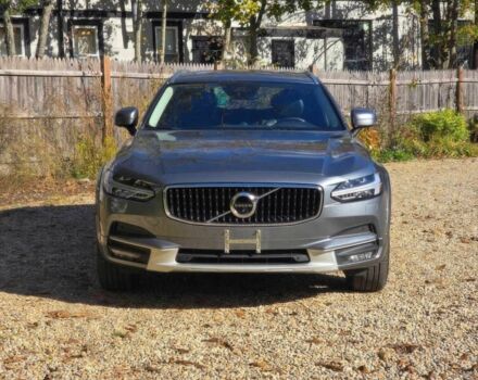 Серый Вольво В90, объемом двигателя 2 л и пробегом 64 тыс. км за 2600 $, фото 1 на Automoto.ua