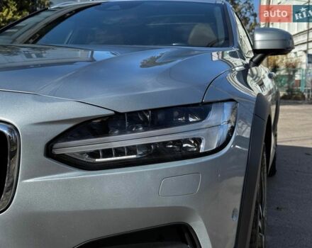 Серый Вольво В90, объемом двигателя 2 л и пробегом 174 тыс. км за 28290 $, фото 4 на Automoto.ua