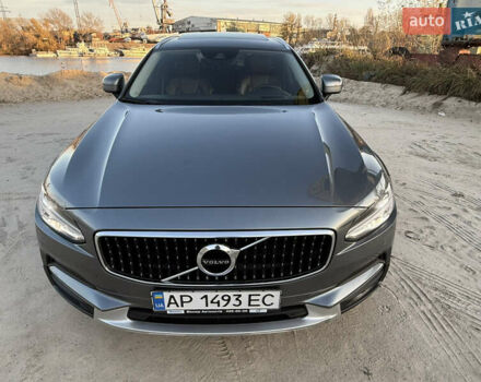 Серый Вольво В90, объемом двигателя 1.97 л и пробегом 161 тыс. км за 34126 $, фото 7 на Automoto.ua