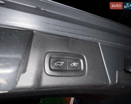 Серый Вольво В90, объемом двигателя 1.97 л и пробегом 161 тыс. км за 34126 $, фото 31 на Automoto.ua