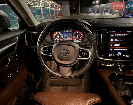 Серый Вольво В90, объемом двигателя 1.97 л и пробегом 161 тыс. км за 34126 $, фото 50 на Automoto.ua