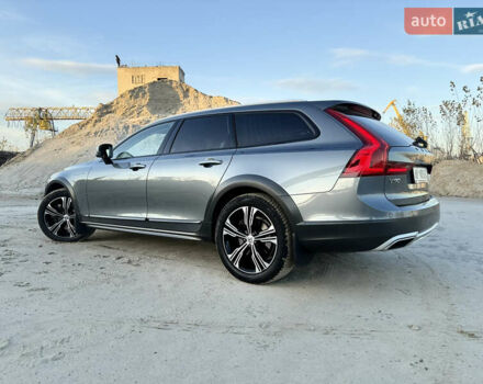 Серый Вольво В90, объемом двигателя 1.97 л и пробегом 161 тыс. км за 34126 $, фото 15 на Automoto.ua