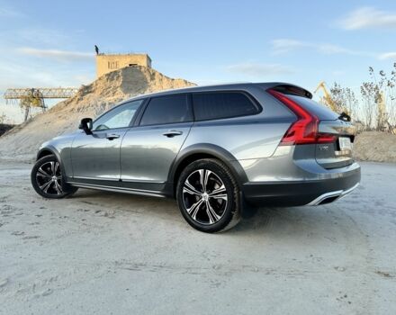 Серый Вольво В90, объемом двигателя 2 л и пробегом 161 тыс. км за 35000 $, фото 4 на Automoto.ua