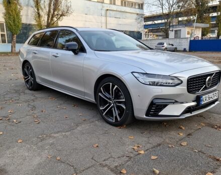 Серый Вольво В90, объемом двигателя 2 л и пробегом 68 тыс. км за 63231 $, фото 2 на Automoto.ua