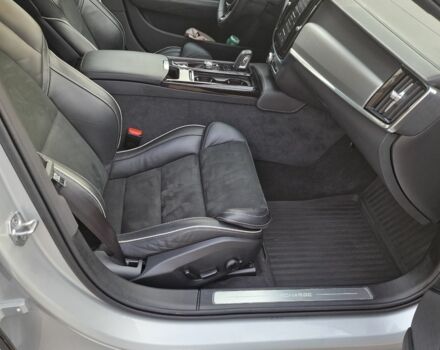 Серый Вольво В90, объемом двигателя 2 л и пробегом 68 тыс. км за 63231 $, фото 14 на Automoto.ua