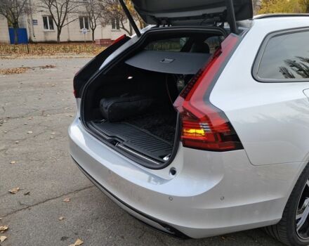 Серый Вольво В90, объемом двигателя 2 л и пробегом 68 тыс. км за 63231 $, фото 9 на Automoto.ua