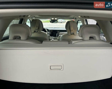 Серый Вольво В90, объемом двигателя 1.97 л и пробегом 50 тыс. км за 58000 $, фото 20 на Automoto.ua