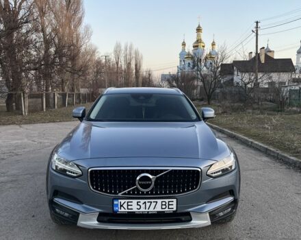 Серый Вольво В90, объемом двигателя 2 л и пробегом 300 тыс. км за 22500 $, фото 1 на Automoto.ua