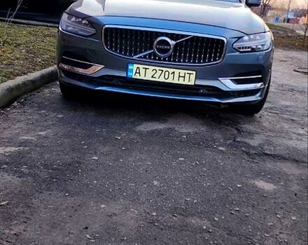 Серый Вольво В90, объемом двигателя 2 л и пробегом 170 тыс. км за 17500 $, фото 1 на Automoto.ua