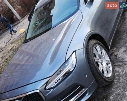 Серый Вольво В90, объемом двигателя 1.97 л и пробегом 170 тыс. км за 17000 $, фото 1 на Automoto.ua