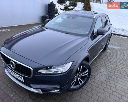 Сірий Вольво В90, об'ємом двигуна 1.97 л та пробігом 251 тис. км за 25700 $, фото 1 на Automoto.ua