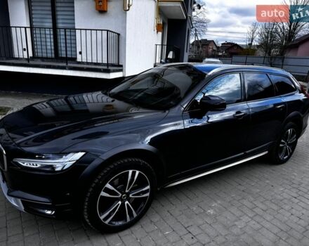 Серый Вольво В90, объемом двигателя 1.97 л и пробегом 255 тыс. км за 24300 $, фото 1 на Automoto.ua