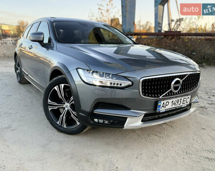 Серый Вольво В90, объемом двигателя 1.97 л и пробегом 161 тыс. км за 34126 $, фото 1 на Automoto.ua