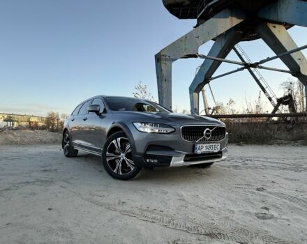 Серый Вольво В90, объемом двигателя 2 л и пробегом 161 тыс. км за 35000 $, фото 1 на Automoto.ua