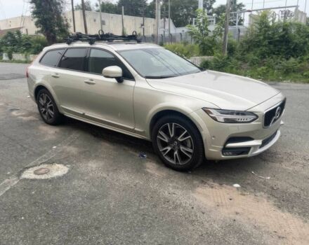 Сірий Вольво В90, об'ємом двигуна 2 л та пробігом 66 тис. км за 10000 $, фото 1 на Automoto.ua