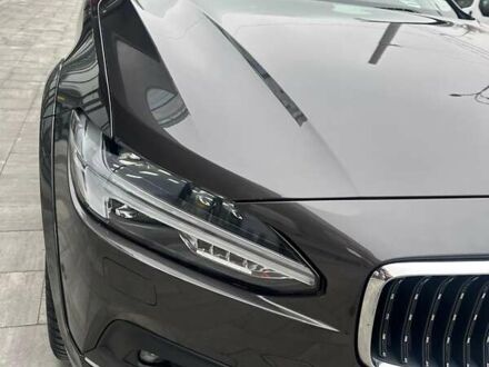 Серый Вольво В90, объемом двигателя 1.97 л и пробегом 50 тыс. км за 58000 $, фото 1 на Automoto.ua