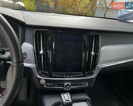 Синий Вольво В90, объемом двигателя 1.97 л и пробегом 106 тыс. км за 31700 $, фото 16 на Automoto.ua