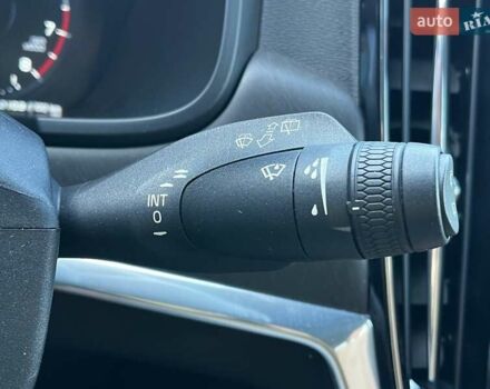 Синій Вольво В90, об'ємом двигуна 1.97 л та пробігом 144 тис. км за 26990 $, фото 22 на Automoto.ua