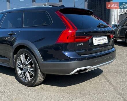 Синій Вольво В90, об'ємом двигуна 1.97 л та пробігом 144 тис. км за 26990 $, фото 5 на Automoto.ua