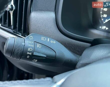 Синій Вольво В90, об'ємом двигуна 1.97 л та пробігом 144 тис. км за 26990 $, фото 19 на Automoto.ua