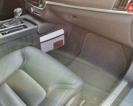 Синій Вольво В90, об'ємом двигуна 1.97 л та пробігом 124 тис. км за 31000 $, фото 37 на Automoto.ua