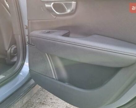 Синій Вольво В90, об'ємом двигуна 1.97 л та пробігом 124 тис. км за 31000 $, фото 24 на Automoto.ua