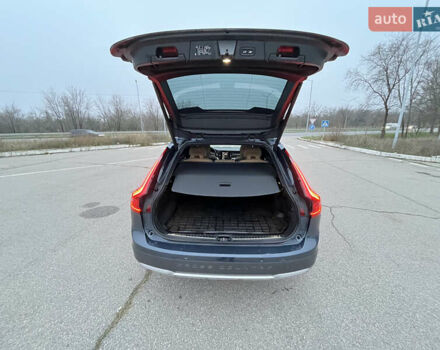 Синий Вольво В90, объемом двигателя 1.97 л и пробегом 35 тыс. км за 46900 $, фото 20 на Automoto.ua