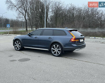 Синий Вольво В90, объемом двигателя 1.97 л и пробегом 35 тыс. км за 46900 $, фото 4 на Automoto.ua