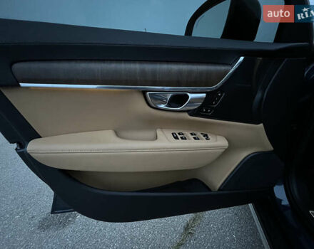 Синий Вольво В90, объемом двигателя 1.97 л и пробегом 35 тыс. км за 46900 $, фото 32 на Automoto.ua