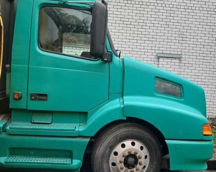 Зелений Вольво ВГ, об'ємом двигуна 12.7 л та пробігом 400 тис. км за 3500 $, фото 1 на Automoto.ua