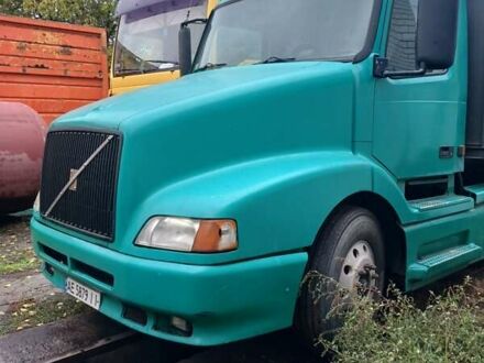 Зелений Вольво ВГ, об'ємом двигуна 12.7 л та пробігом 400 тис. км за 3500 $, фото 1 на Automoto.ua