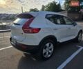 Белый Вольво XC40, объемом двигателя 1.97 л и пробегом 205 тыс. км за 27000 $, фото 2 на Automoto.ua