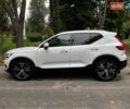 Белый Вольво XC40, объемом двигателя 2 л и пробегом 152 тыс. км за 26490 $, фото 4 на Automoto.ua