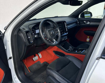 Вольво XC40 2018 в Луцке на Automoto.ua Белый Вольво XC40, объемом двигателя 1.97 л и пробегом 163 тыс. км за 24500 $, фото 12 на Automoto.ua